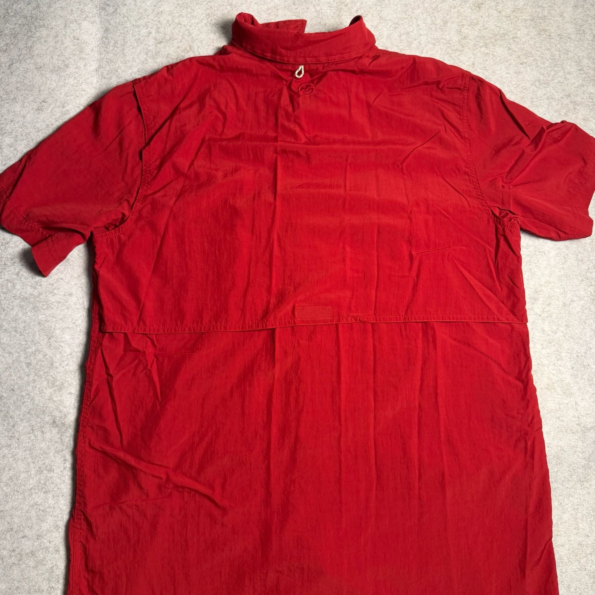 Magellan Outdoors Fish Gear Short Sleeve Button Up Shirt Size M Red Angler Fit 11