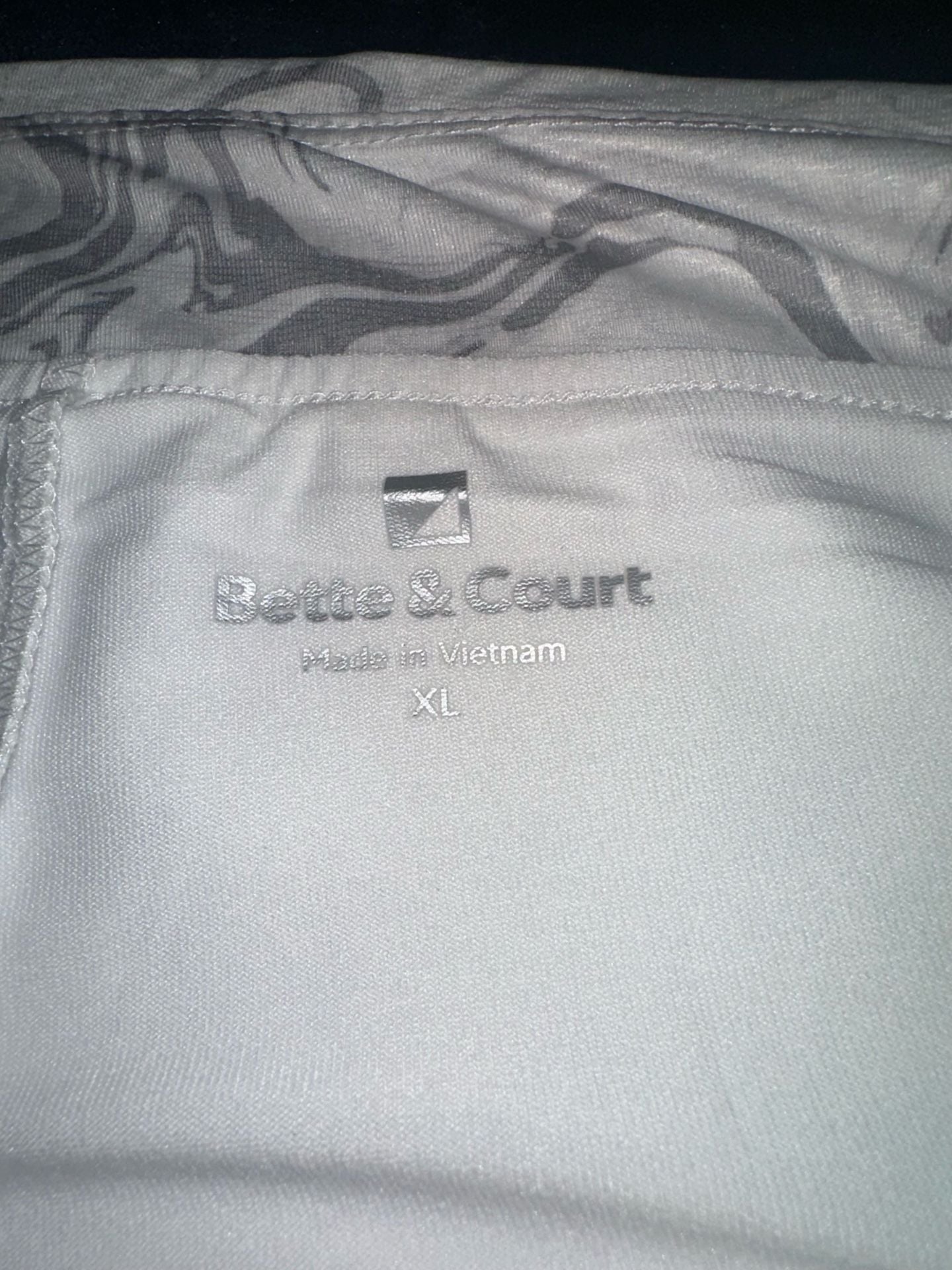 Bette & Court Skort Size XL White Gray Marbled Athletic Golf Skirt 3