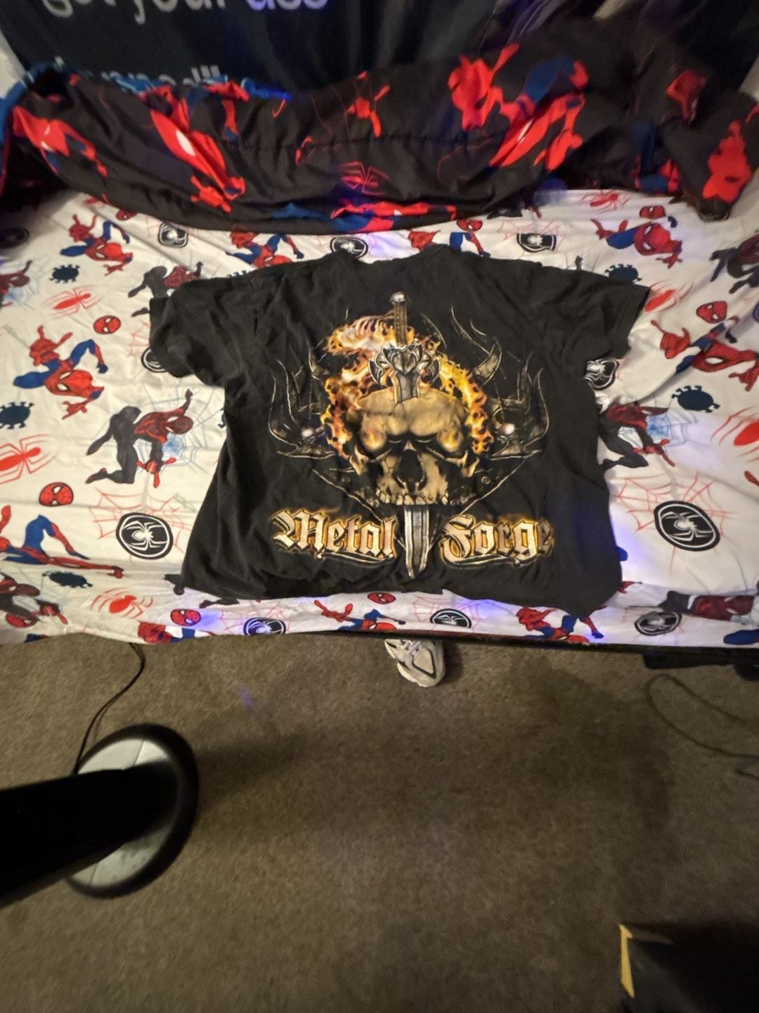 U-Top Metal Forge Graphic T-Shirt Size L Black Skull Sword Flames 1