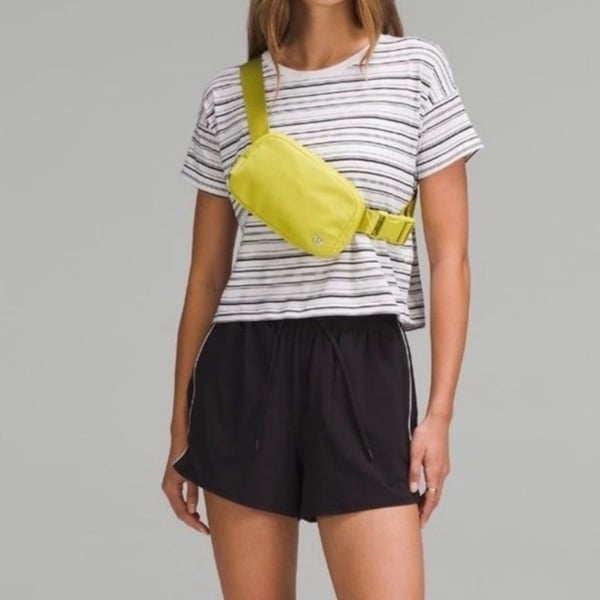 NEW Lululemon Everywhere Belt Bag Electric Lemon