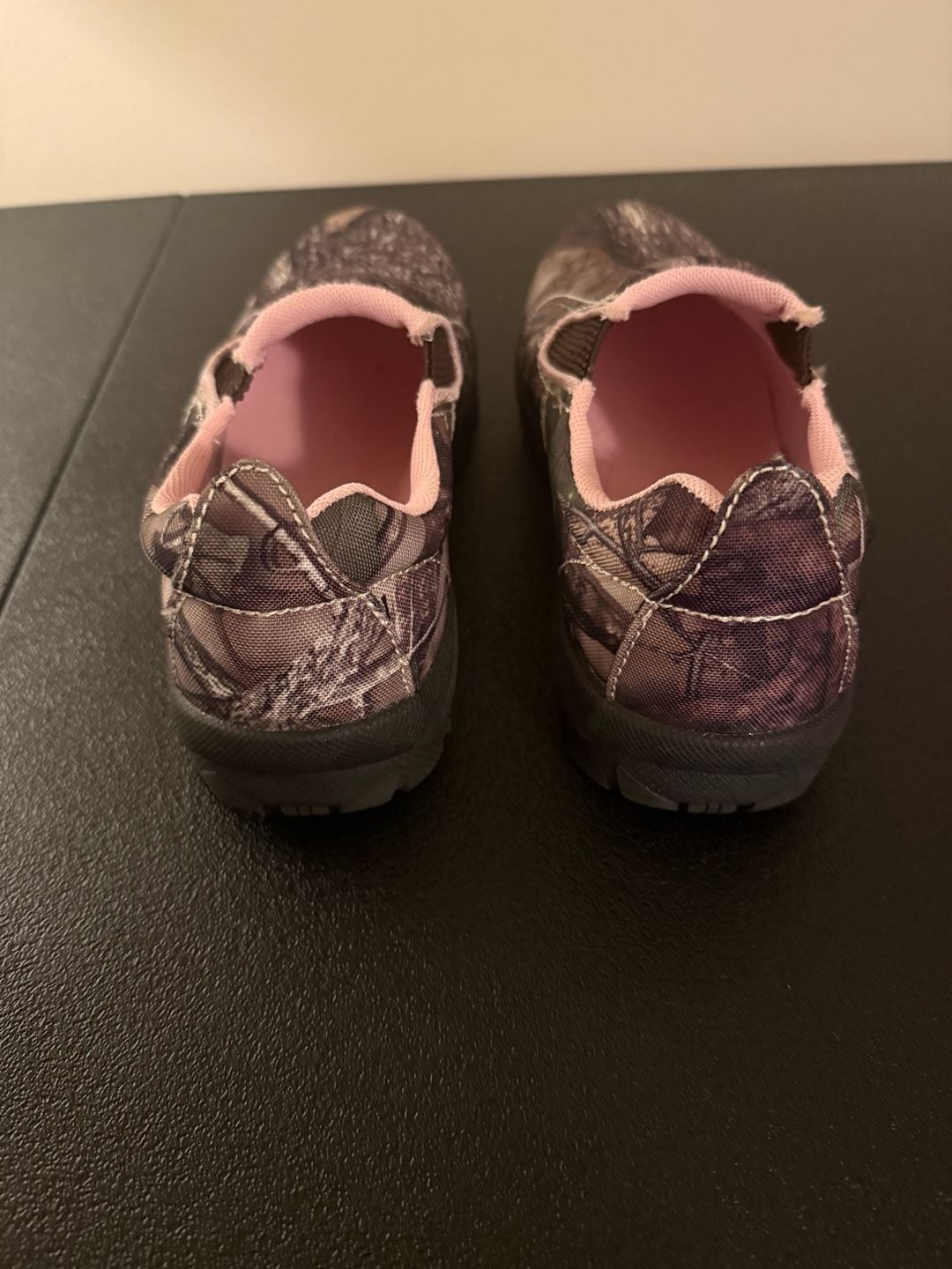 RedHead Camo Slip-On Shoes Size 8.5M Pink Accent 4