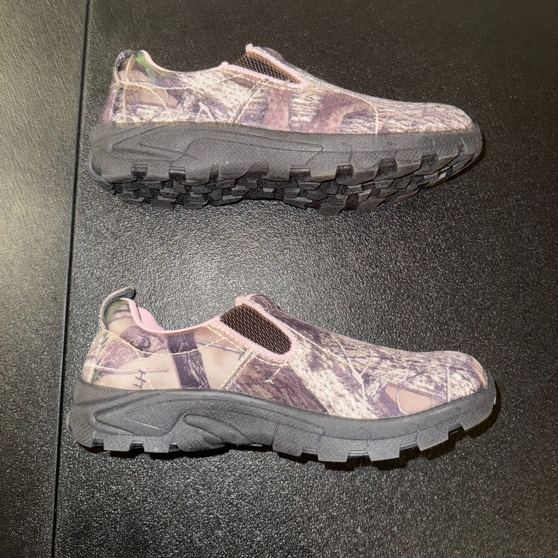 RedHead Camo Slip-On Shoes Size 8.5M Pink Accent 7