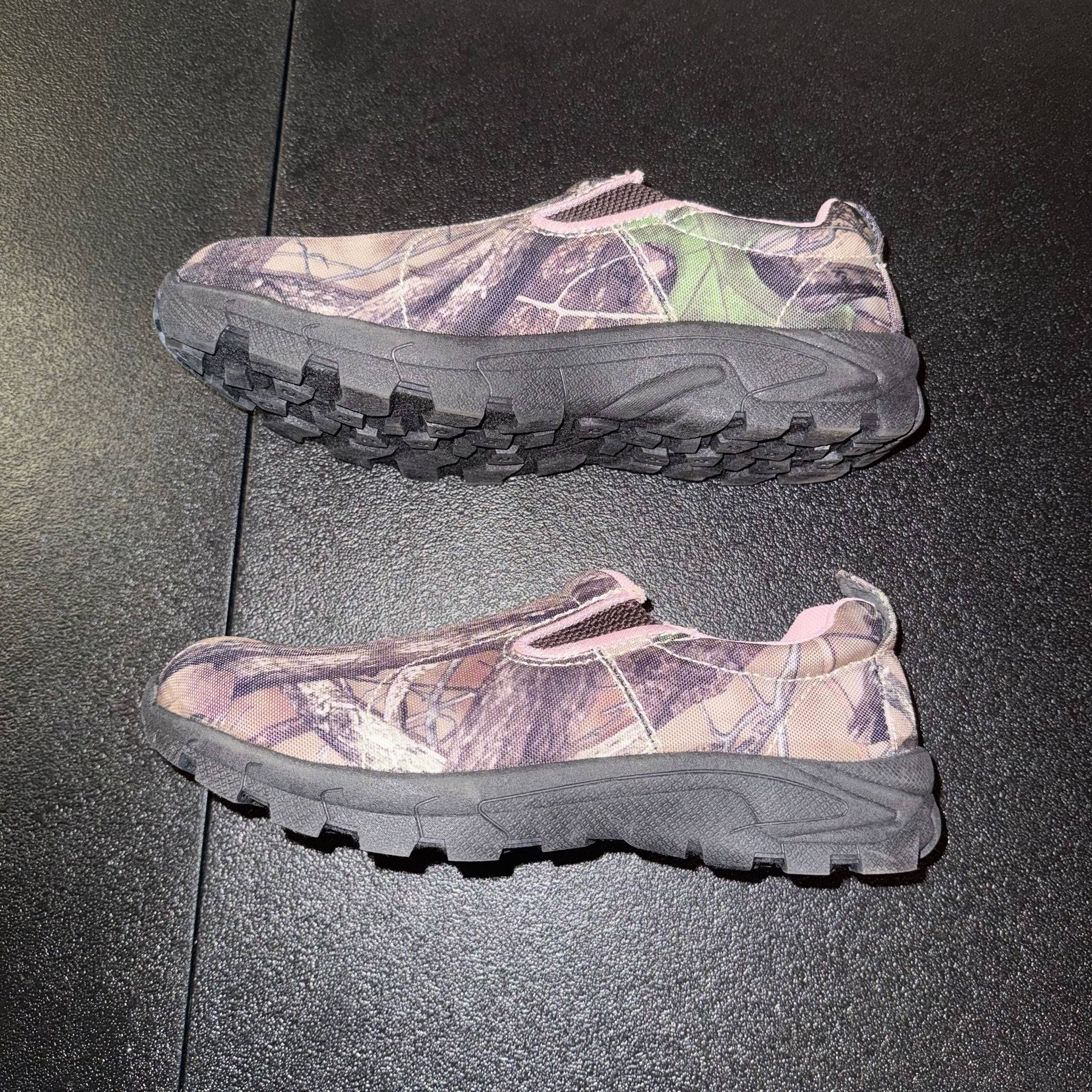 RedHead Camo Slip-On Shoes Size 8.5M Pink Accent 8