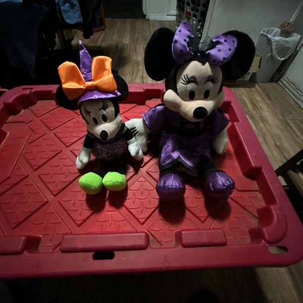 Disney Store Minnie Mouse Halloween Vampire Plush