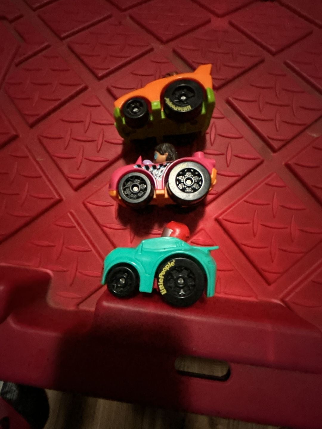 Fisher-Price Little People Wheelies Race Cars Set of 2 2