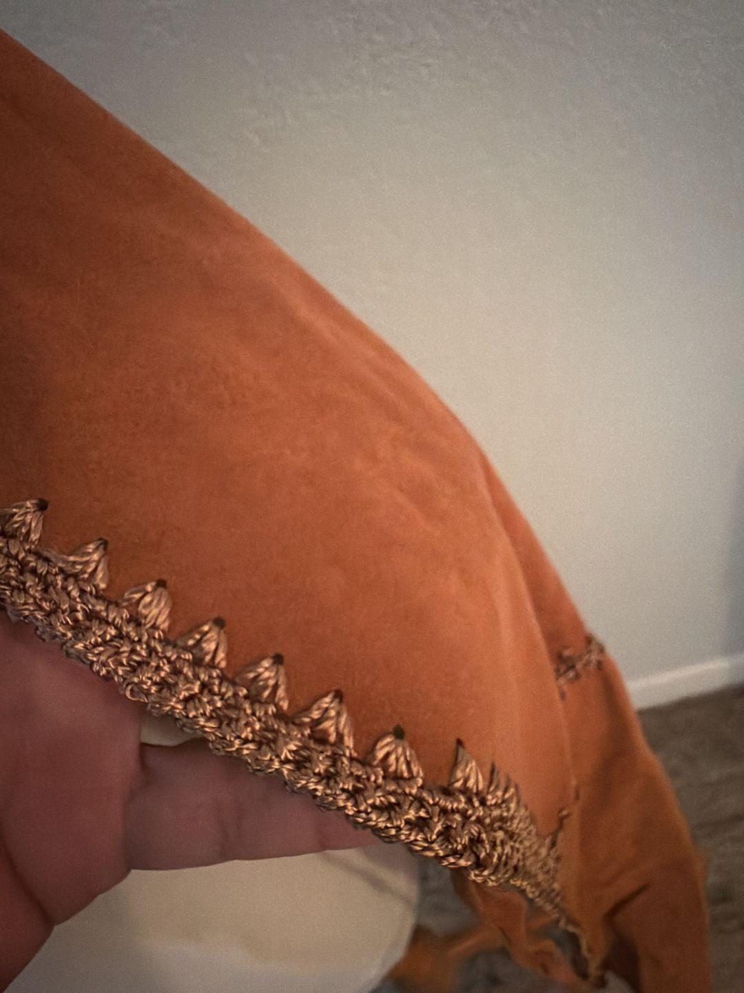 Mechant Suede Vest Size XL Brown suede Boho Embroidered Trim 10