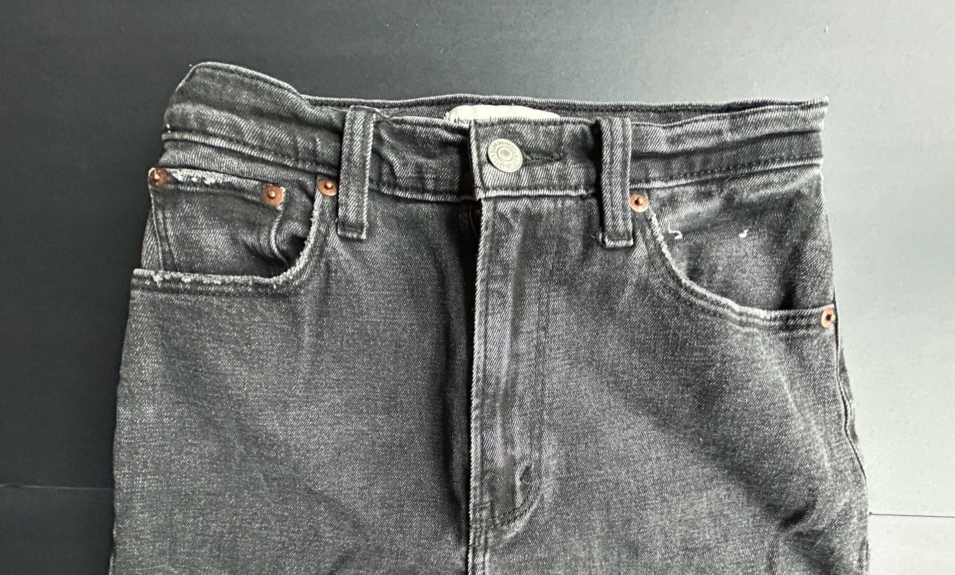 Abercrombie & Fitch The Ankle Straight Ultra High Rise Curve Love Size 24/00R 7