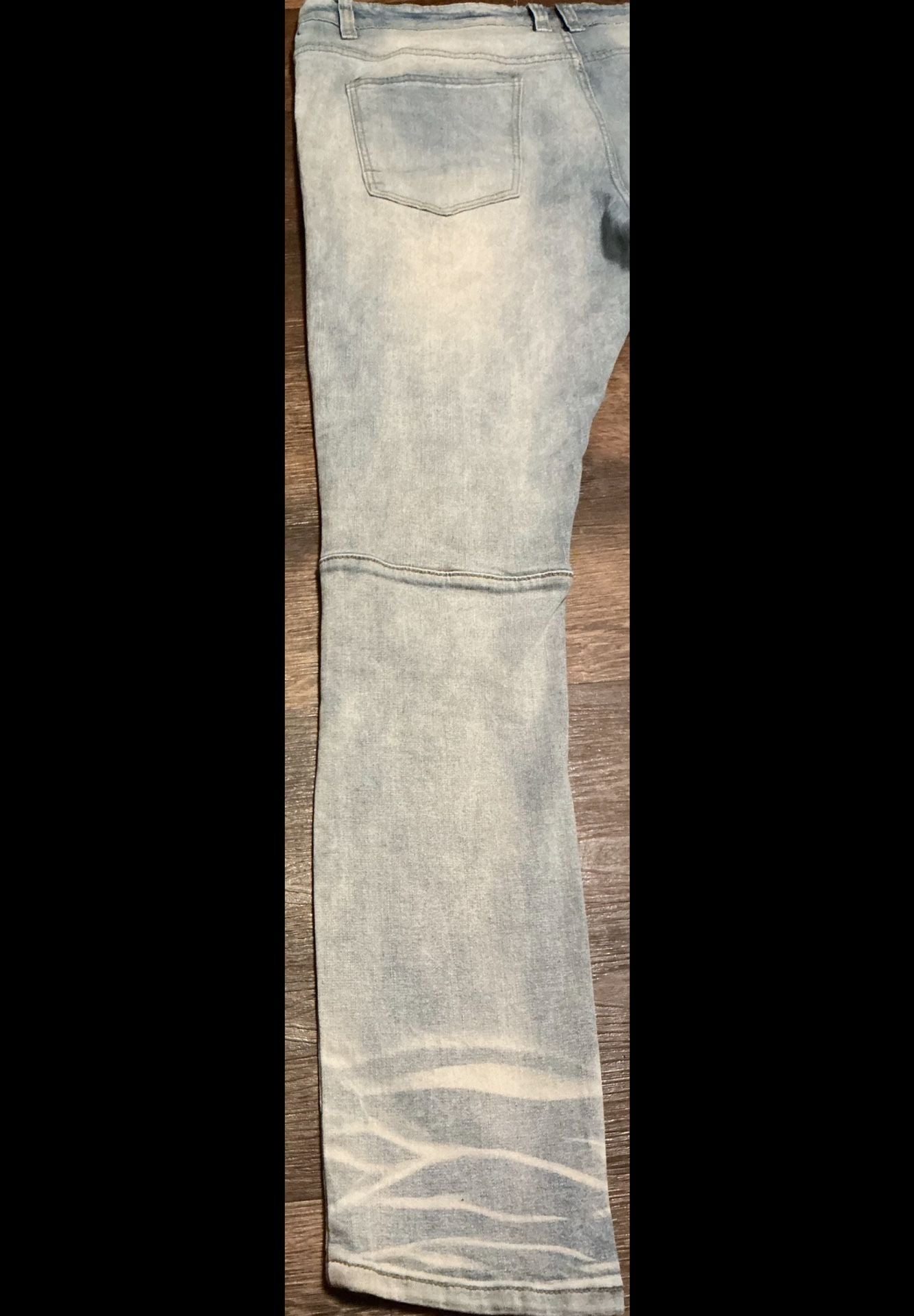 Blind Trust Distressed Light Wash Whisker Denim Jeans 9