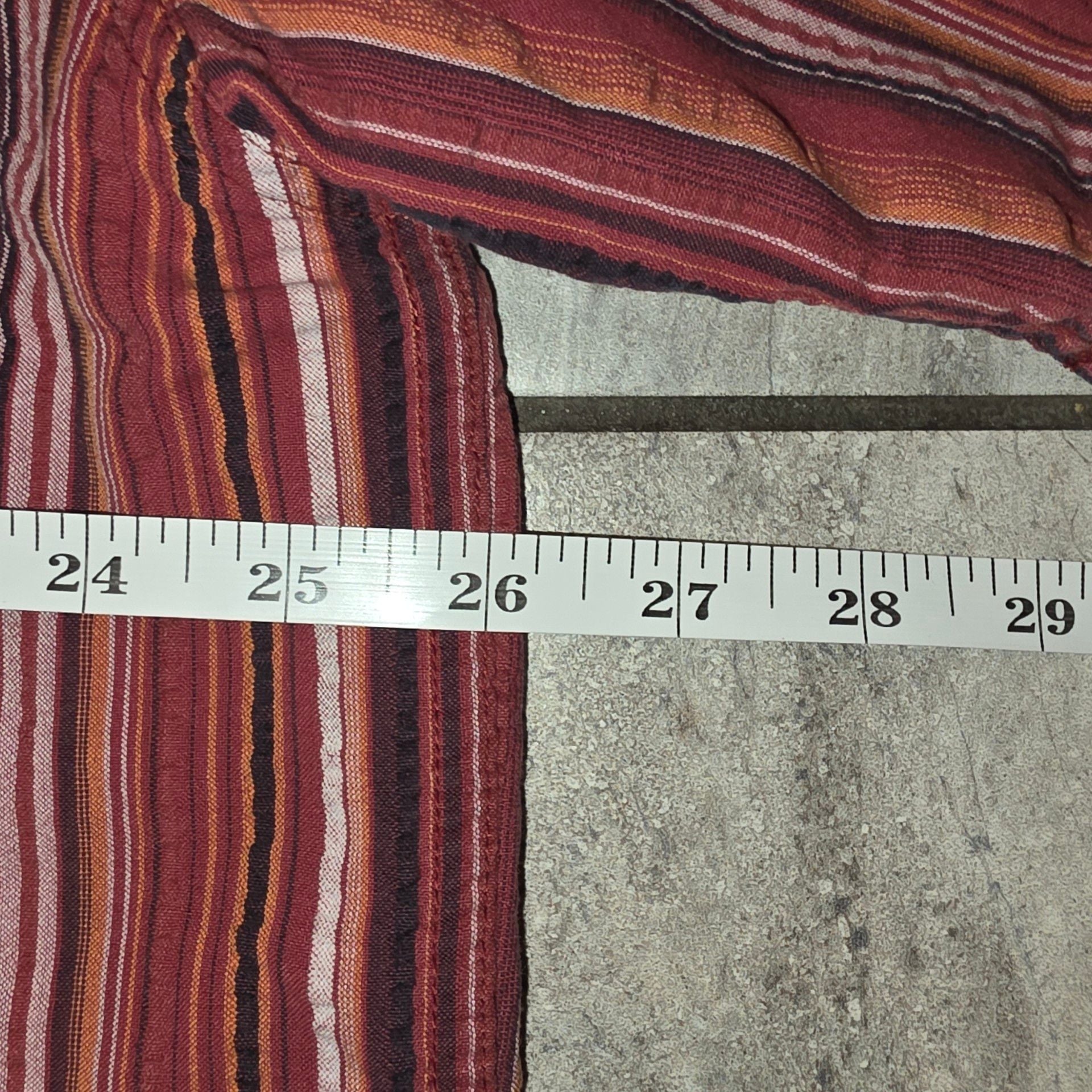 Kuhl Short Sleeve Button Up Shirt XL Red Striped Seersucker 10