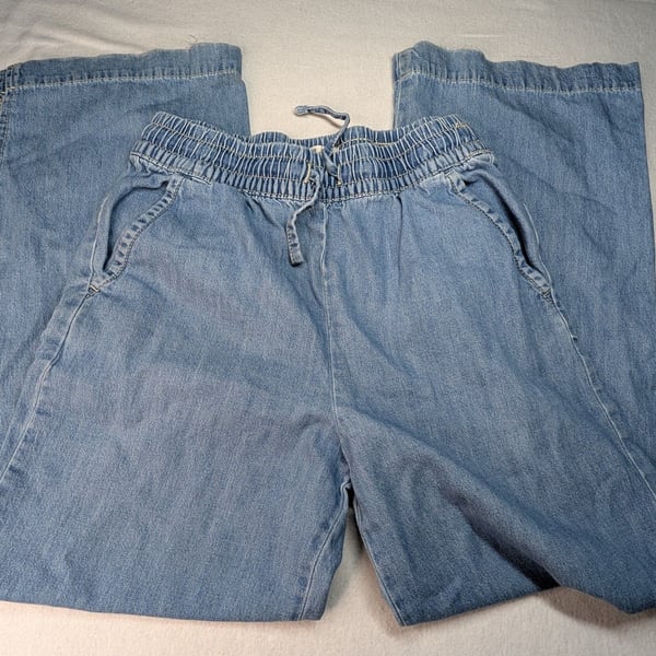 Cotton On Kids Denim Jogger Pants Size 9-10 Light Wash Pull-On Elastic Waist