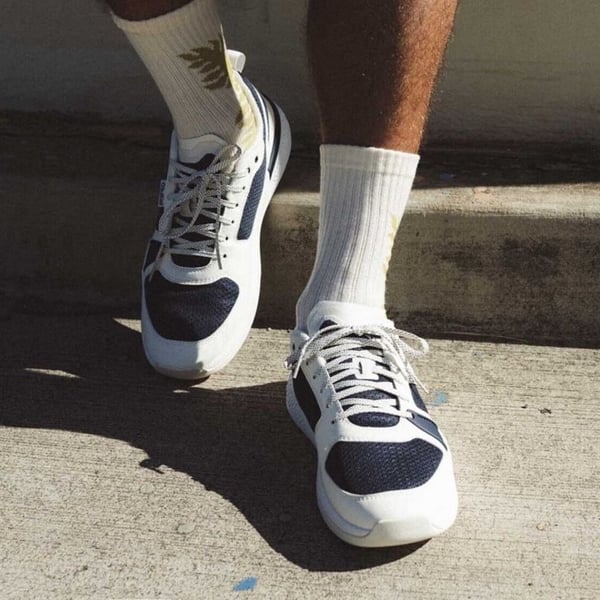 NEW OluKai Anau Sneaker Size US M9 Navy White Casual Shoes