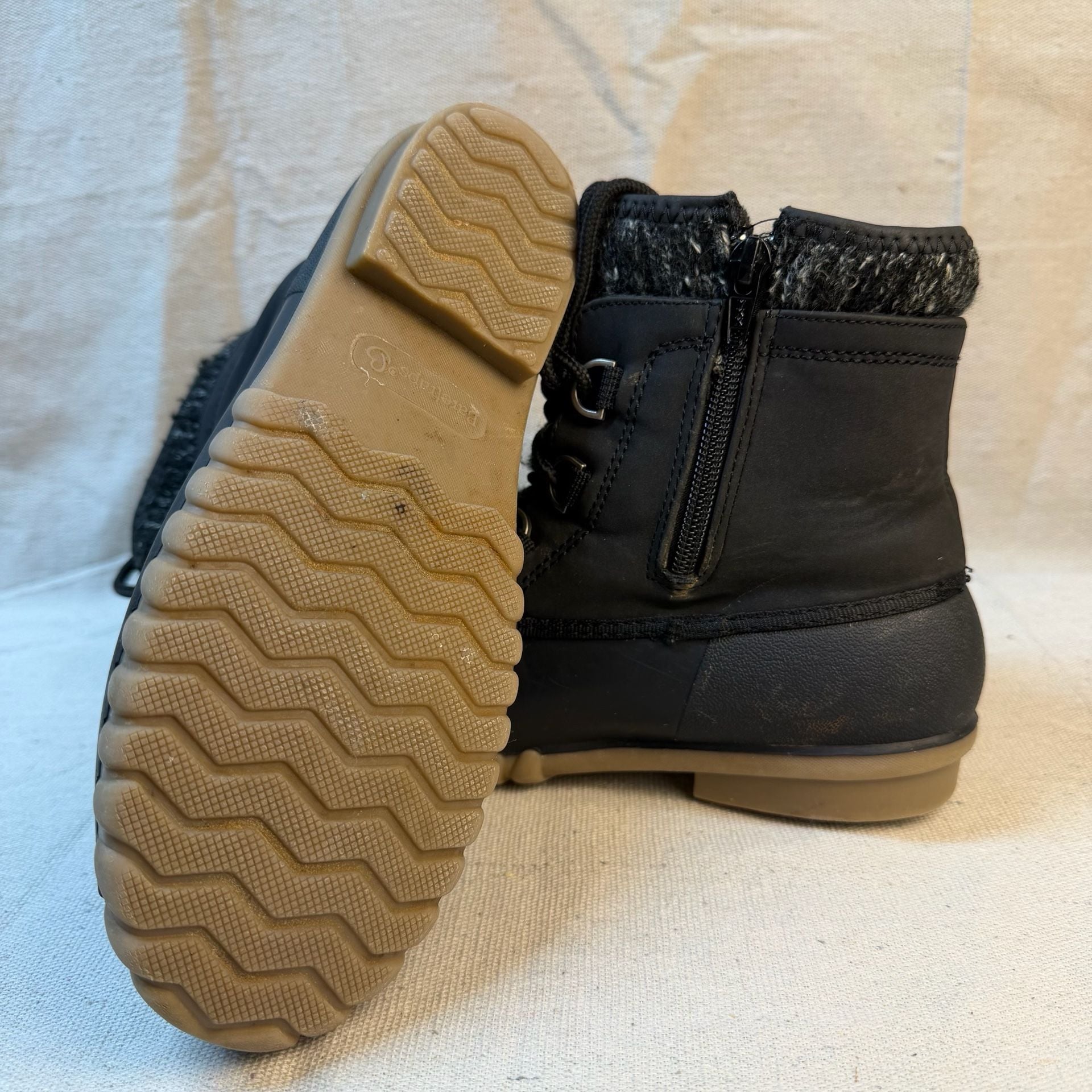 Baretraps Fabulous Duck Boots Black Water Resistant Winter 7