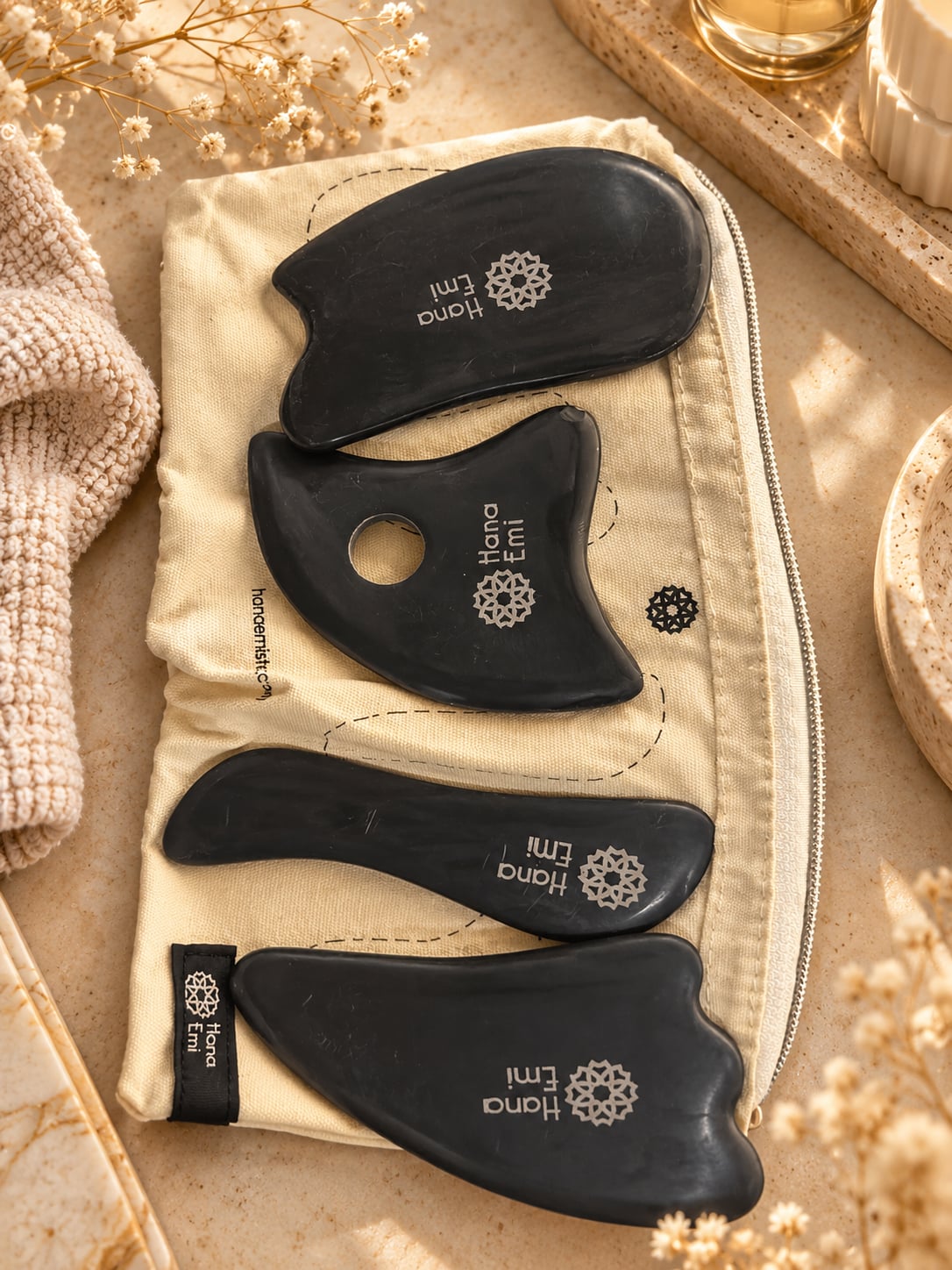 Hana Emi Large Gua Sha Massage Tool Set 4Pcs Black Bianstone 1