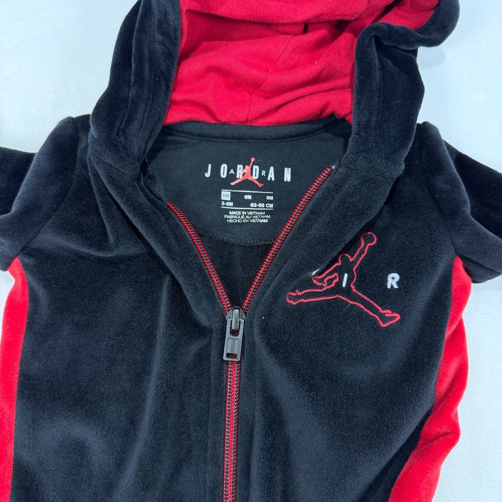Jordan Velour Full Zip Coverall Size 6M Black Red 4