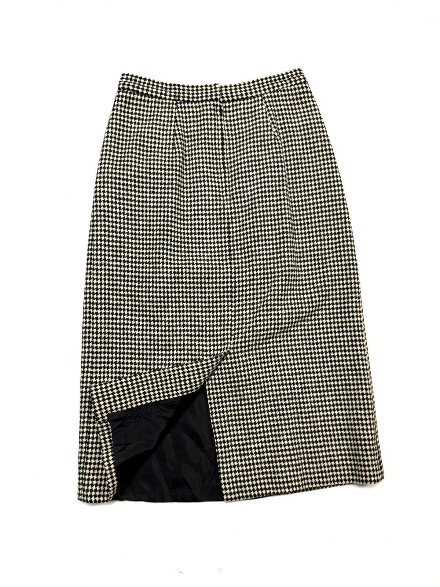 Vintage Country Suburbans Women's Skirt 6 Old Money Dark Academia Preppy Heritage Quiet Luxury Houndstooth Wool Pencil Midi Black Cream High Waist Lined Pockets Back Vent Made in USA 7