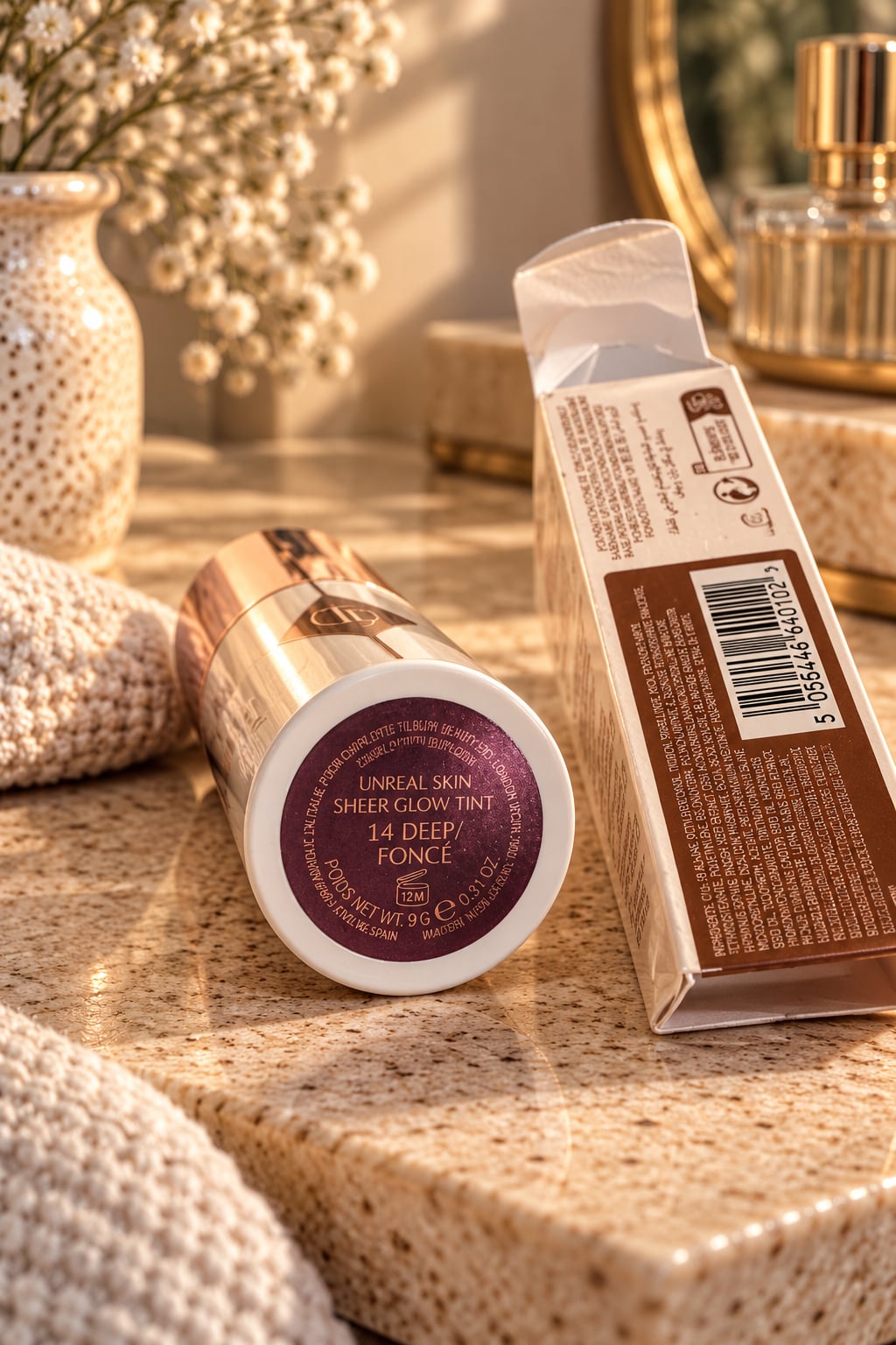 Charlotte Tilbury Unreal Skin Sheer Glow Tint 14 Deep Fonce 2