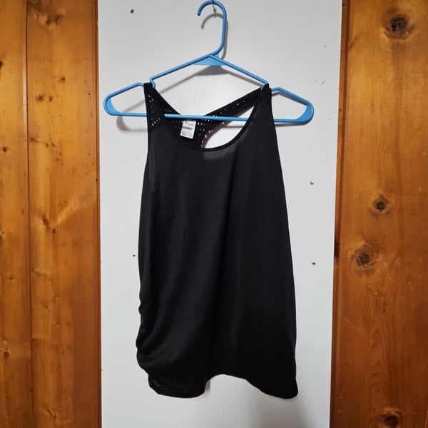 (241) Old Navy Active 