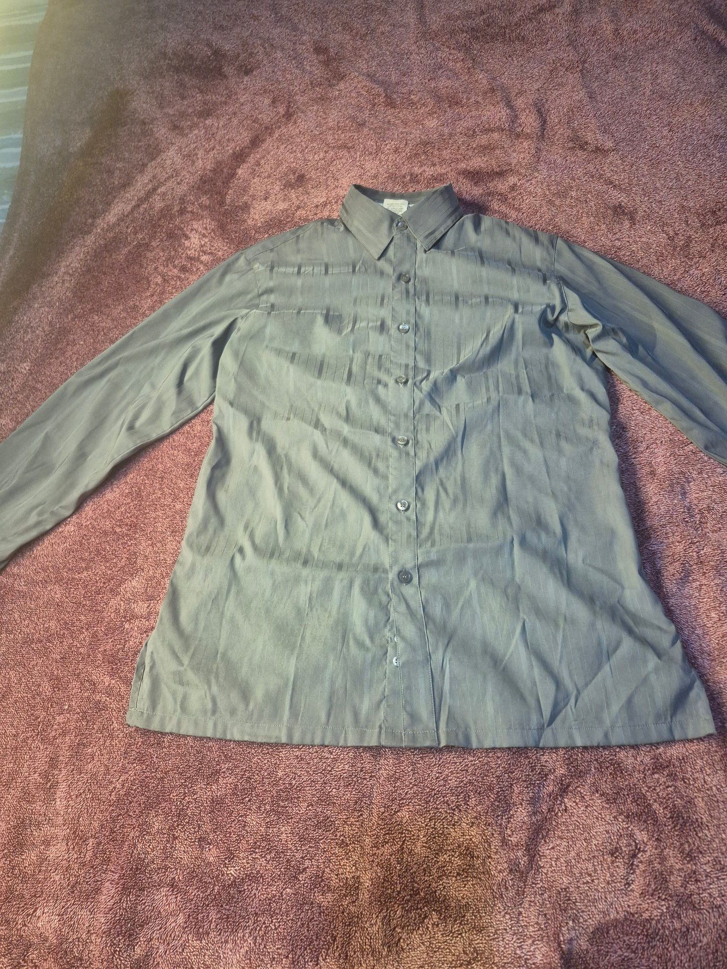 Doc & Amelia by Cintas Long Sleeve Button Down Shirt Size S Gray Stripe 2