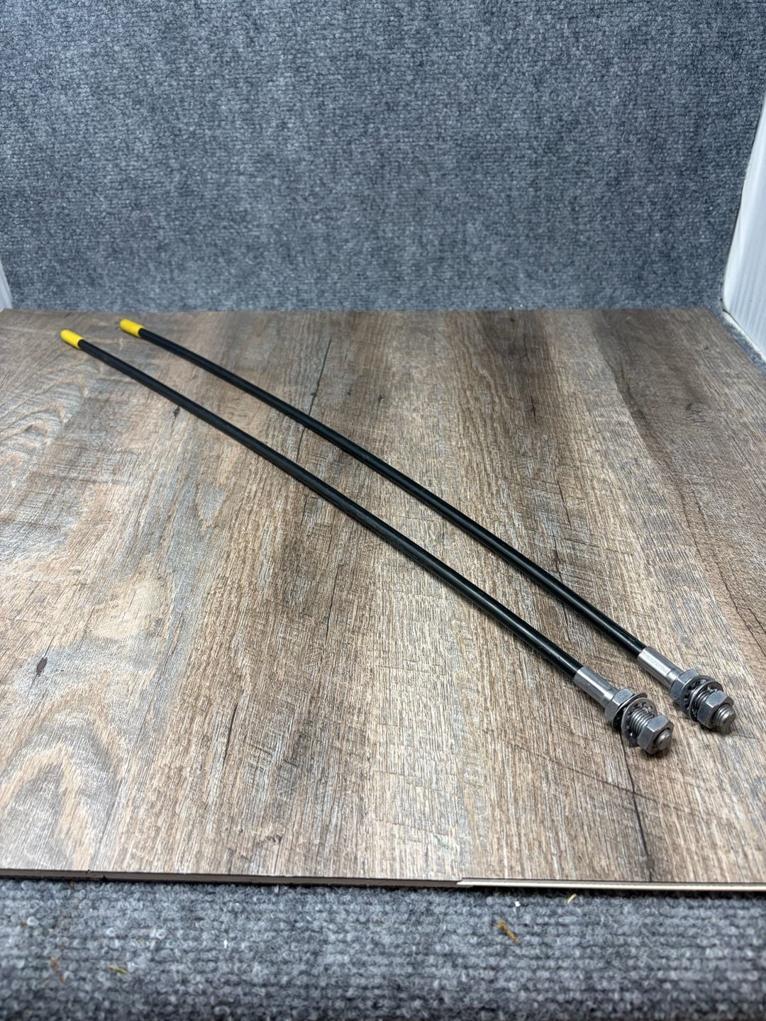FISHER FLEXIBLE BLACK CABLE FILLED GUIDE MARKERS STICKS 25" 27195 A5108 7906K 1