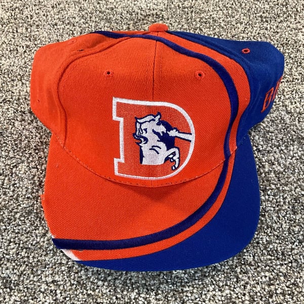 90’s Reebok Proline Vintage Denver Broncos NFL Snapback Hat Orange  NEVER WORN