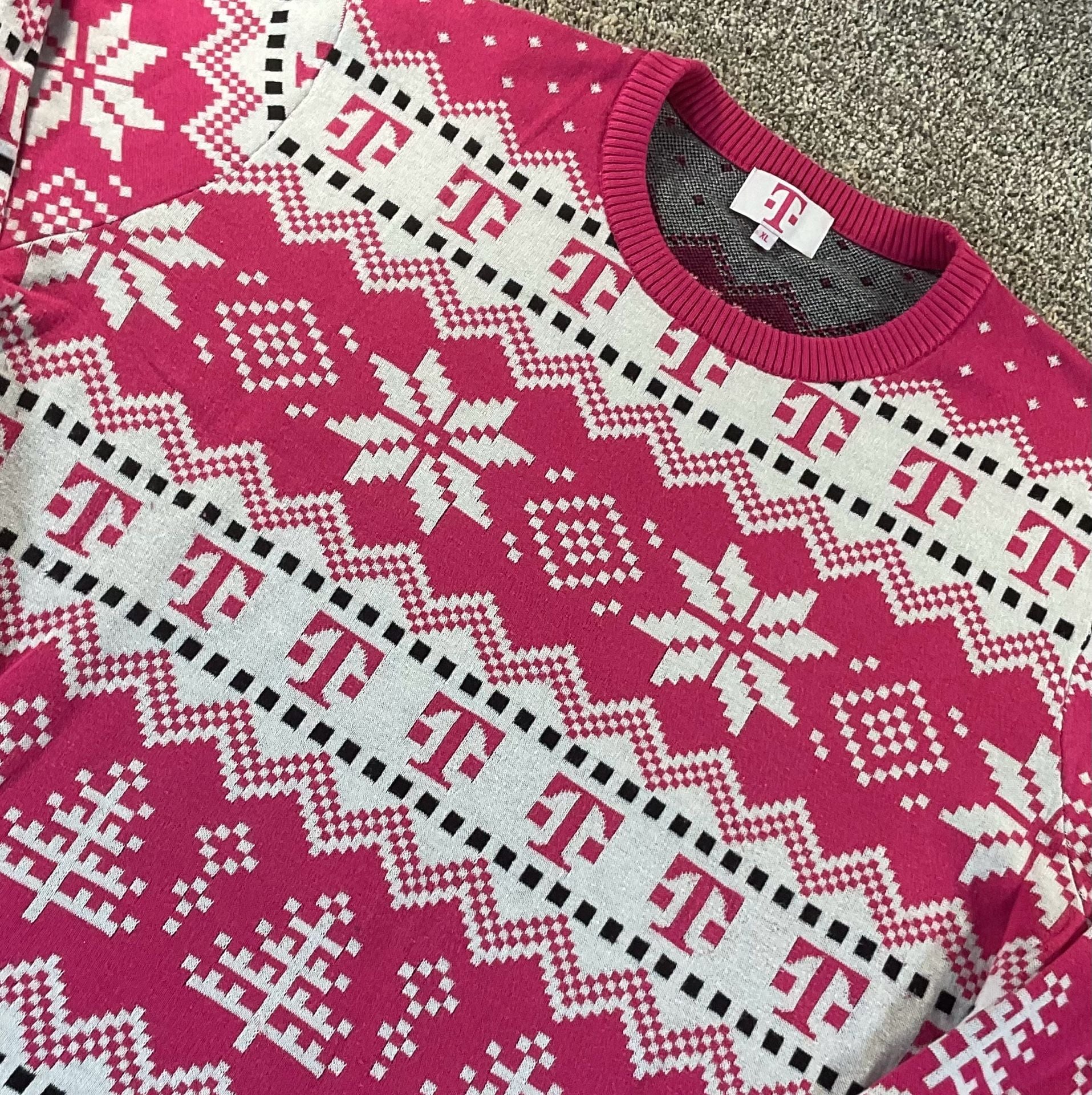 T-Mobile Pink Y2K Christmas Crop Knit Sweatshirt VERY NICE! Size XL 2