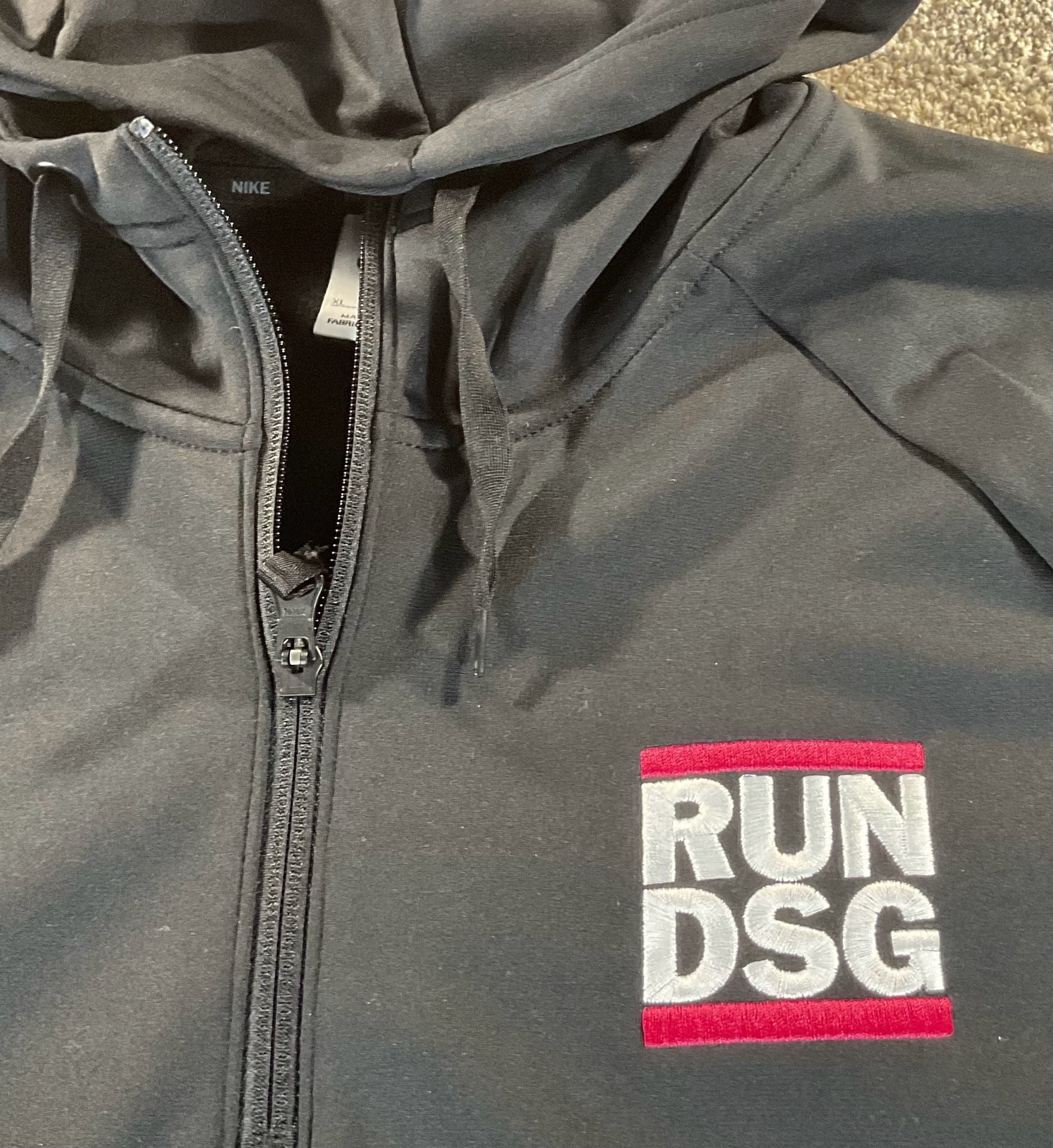Nike T-Mobile Run DSG Half-Zip Pullover Hoodie Black Size XL 3