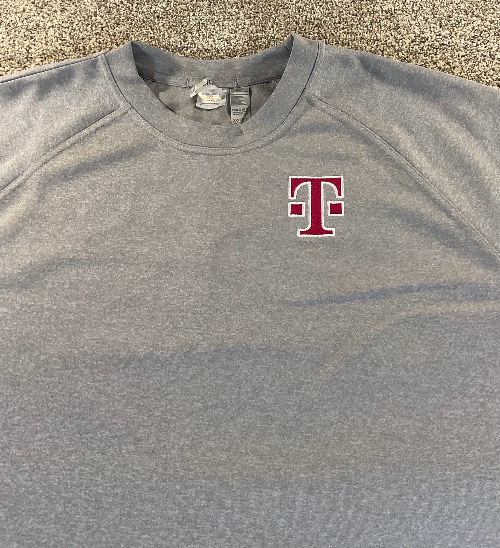 T-Mobile Long Sleeved Shirt Size XXL Gray Performance Logo Athletic Pullover 2