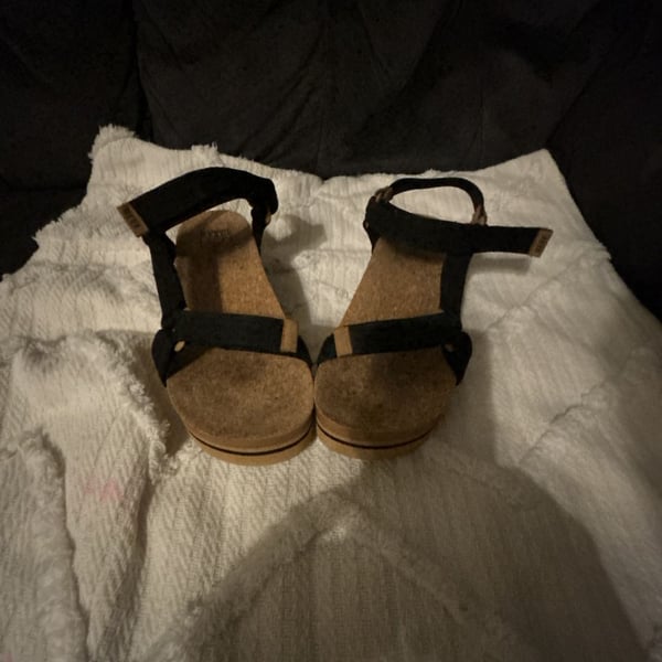 Reef Cushion Rem Hi Size 7 Black Tan Platform Sandals