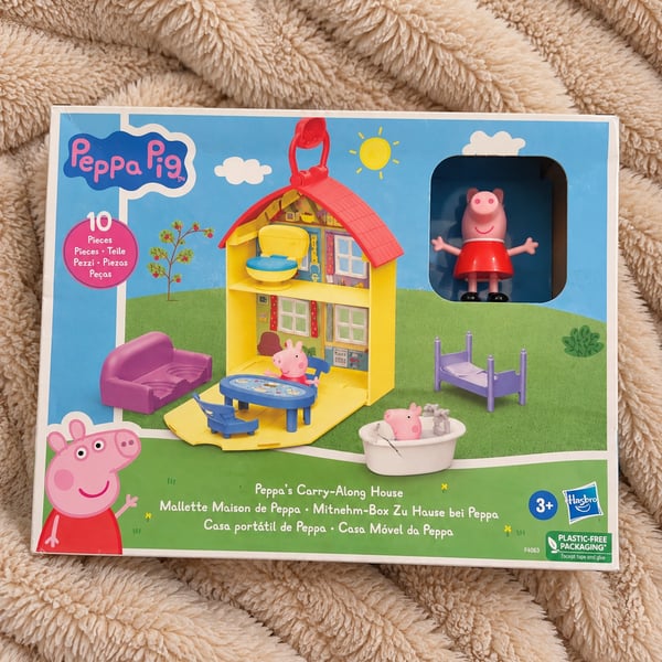 Hasbro Peppa Pig Peppa's Carry-Along House Playset New