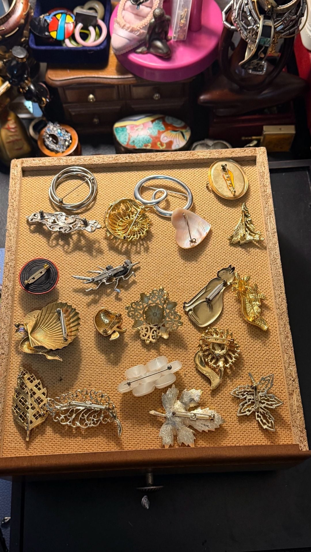 Vintage Assorted Brooch Pins Lot (20) 4