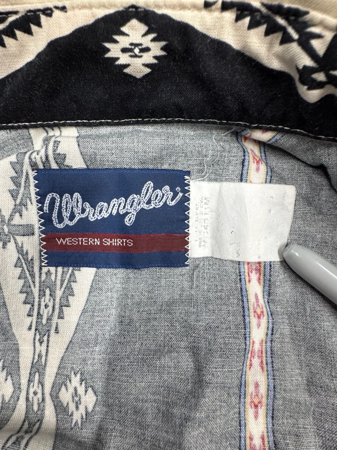 Wrangler Western Shirt Black White Southwestern Aztec Pearl Snap 3