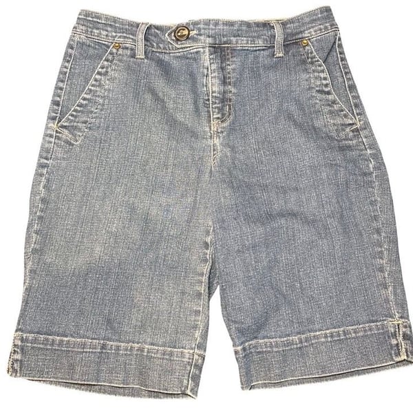 Gloria Vanderbilt Women Size 8 Denim Bermuda Shorts Stretch Jean Walking Shorts