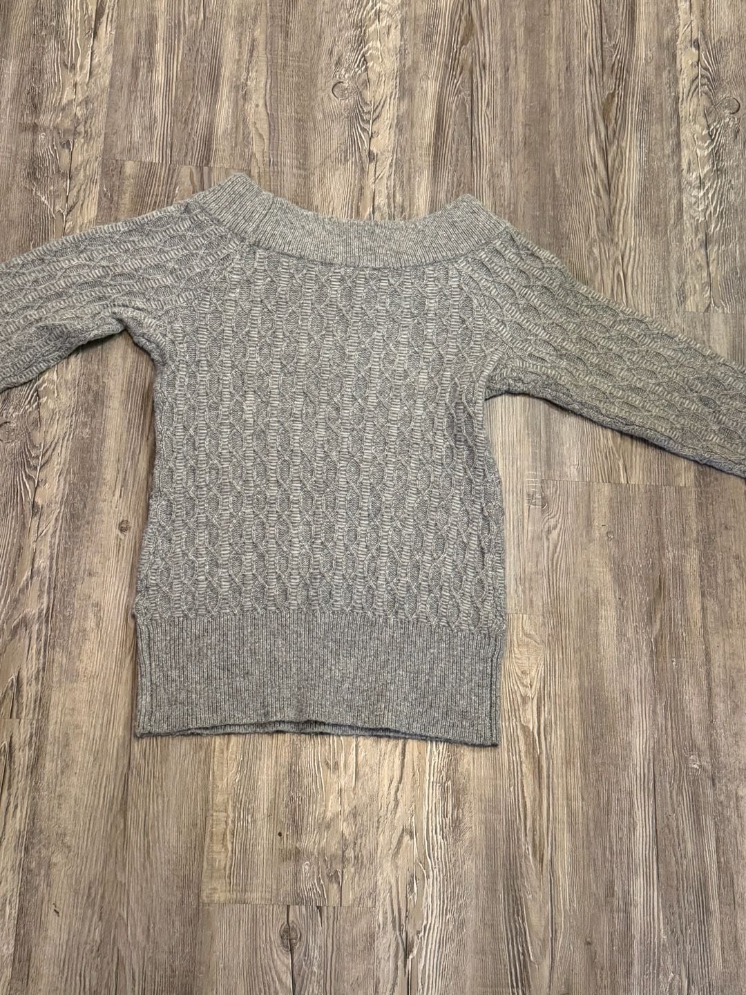White House Black Market Sweater Size M Gray Cable Knit Off Shoulder 7