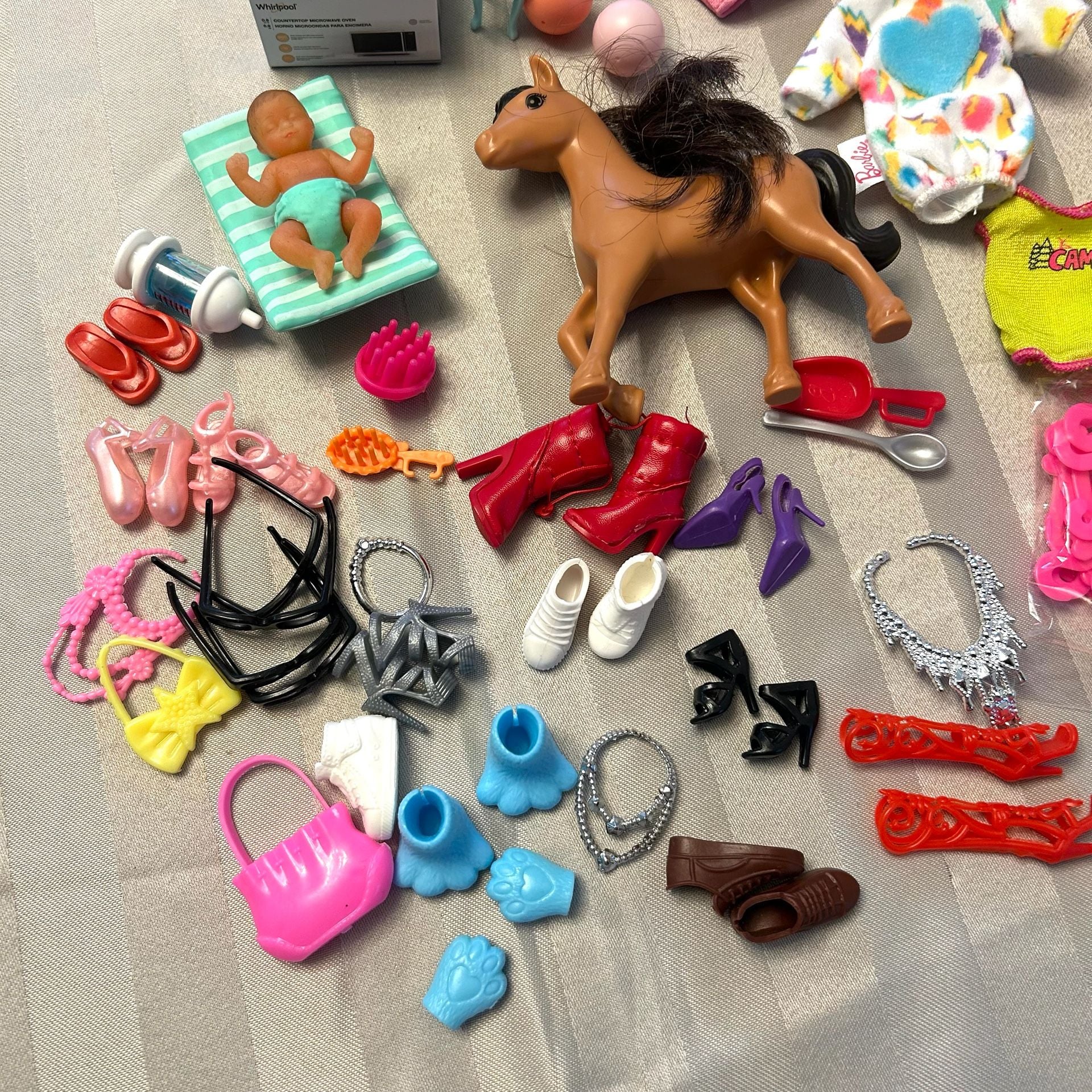 Barbie Doll Lot With Clothes Outfits And Accessories 2