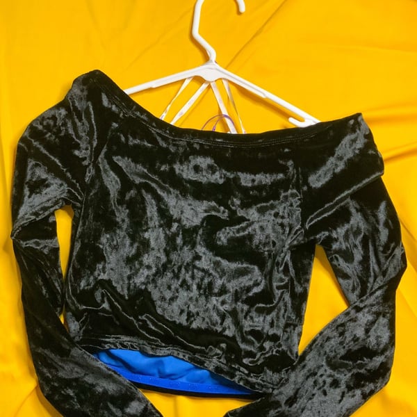 Yitty NWT Plushhy Shaping Top Women’s Size S Iconic Black Velvet
