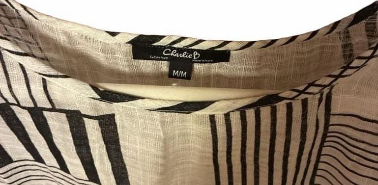 Charlie B Blouse Size M Black White Geometric Print Tie Hem Top 3
