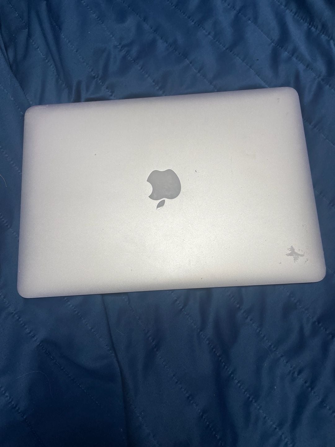 Apple MacBook Air 13-inch Mid 2013 i7 8GB RAM 1