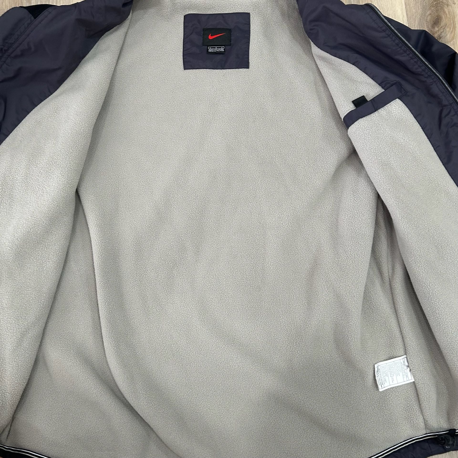 Nike Vintage Full Zip Nylon Jacket Size L Navy Blue Fleece Lined 9