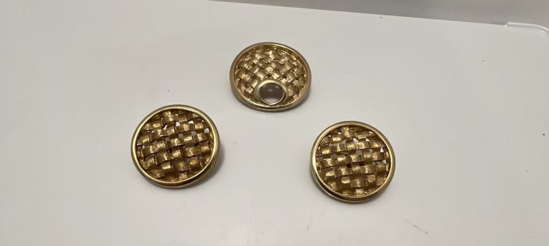 Sarah Coventry Woven Classic Gold Tone Brooch And Earrings Set 2