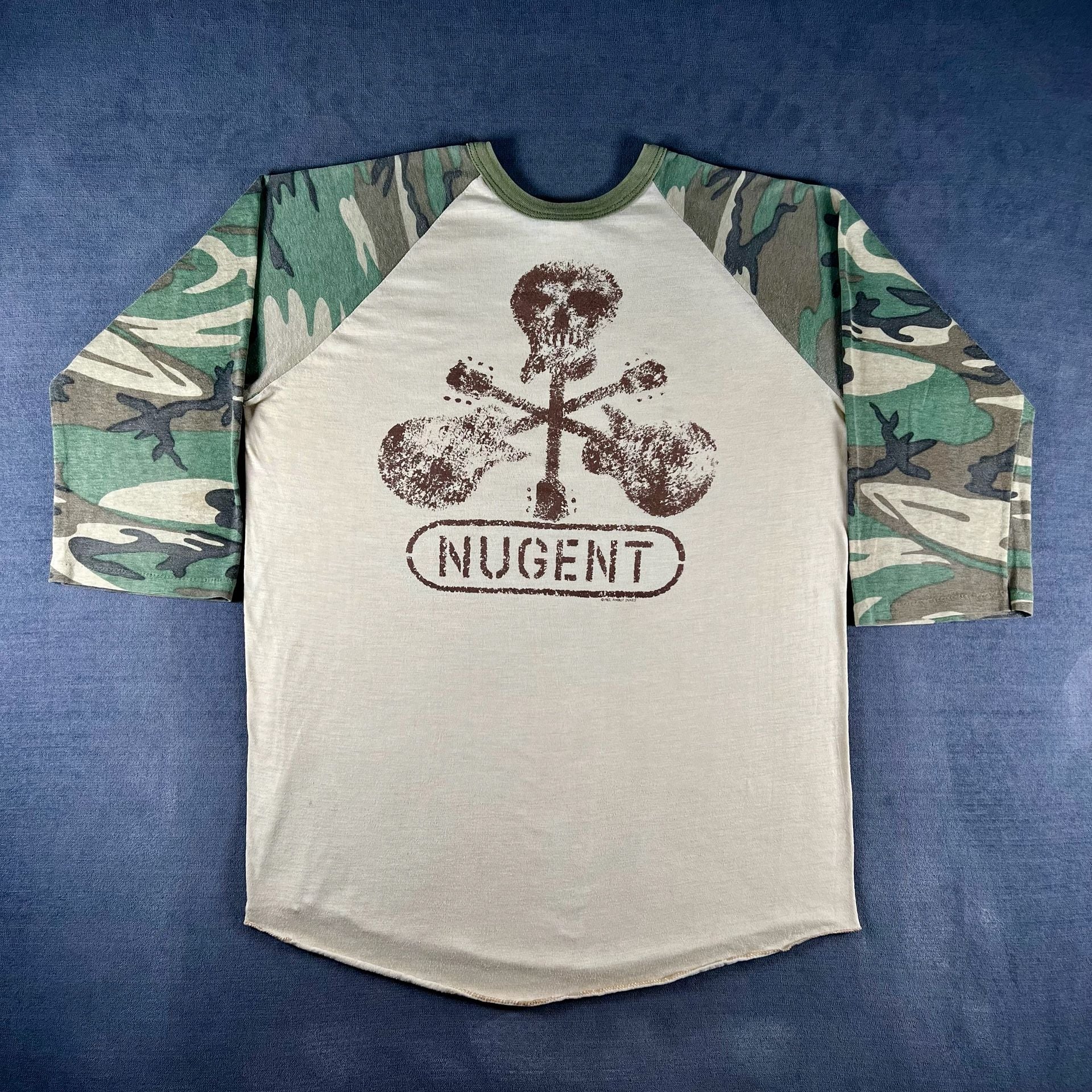 1982 Ted Nugent Skull Guitar Graphic Camo Quarter Sleeve T-Shirt Large Vintage 2