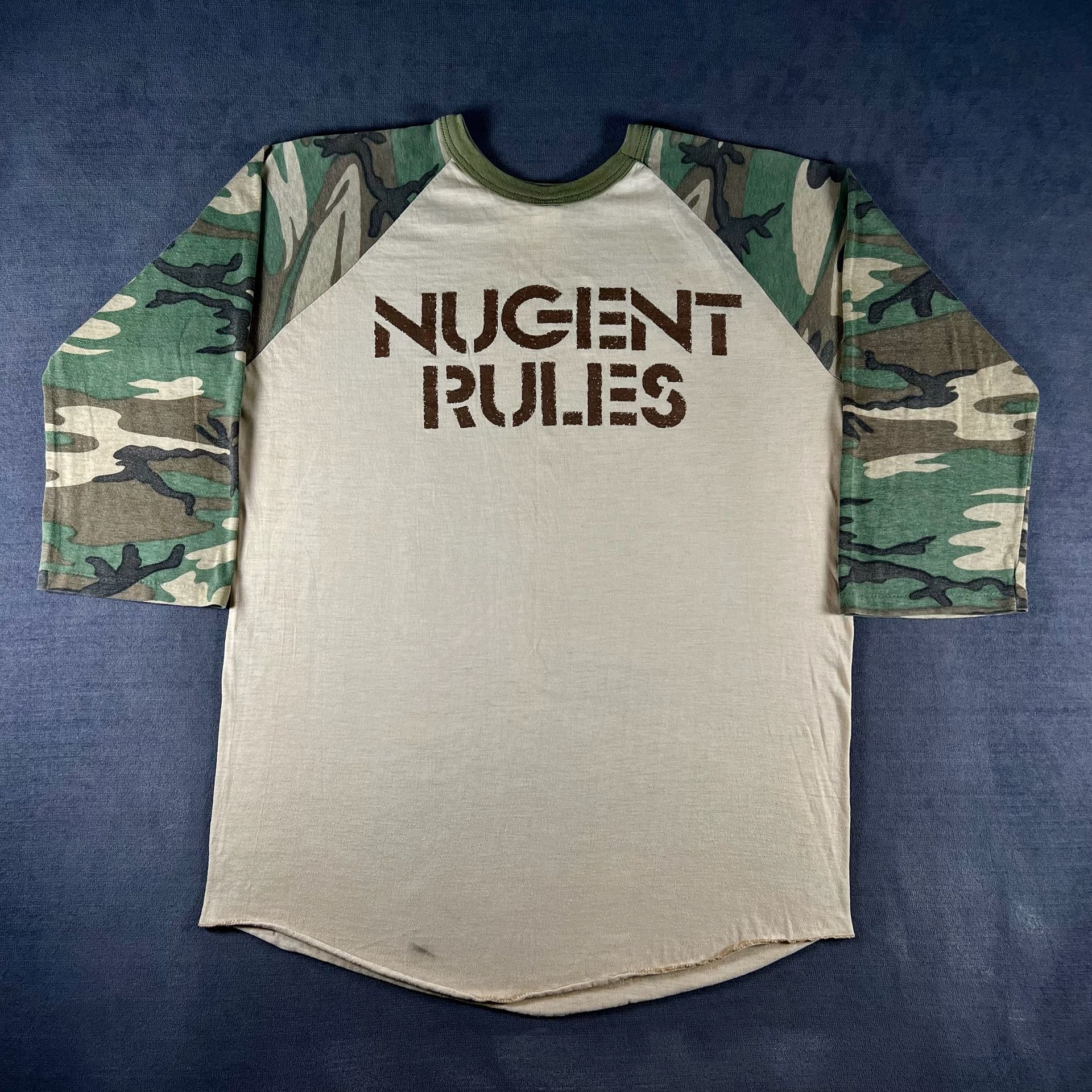1982 Ted Nugent Skull Guitar Graphic Camo Quarter Sleeve T-Shirt Large Vintage 9