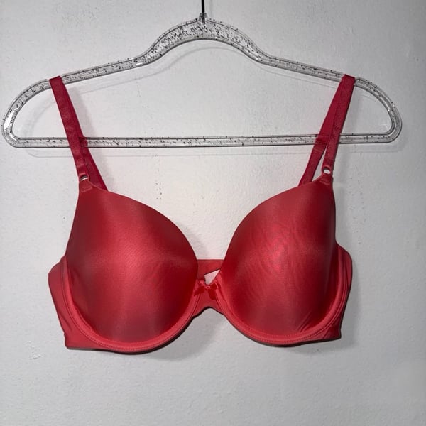 Victoria's Secret Demi Bra Size 36D Red