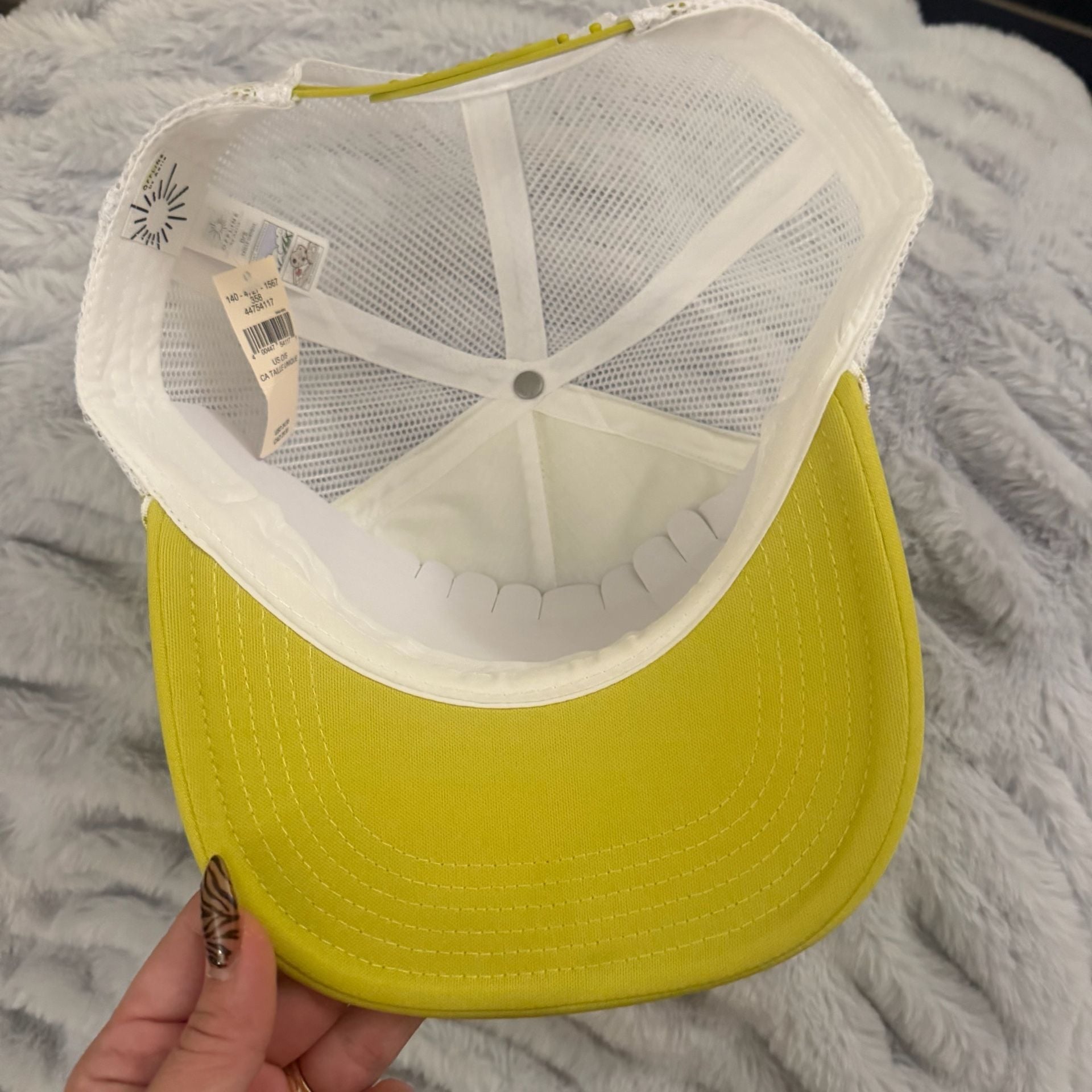 Offline by Aerie Trucker Hat Size O/S Yellow Serving 6