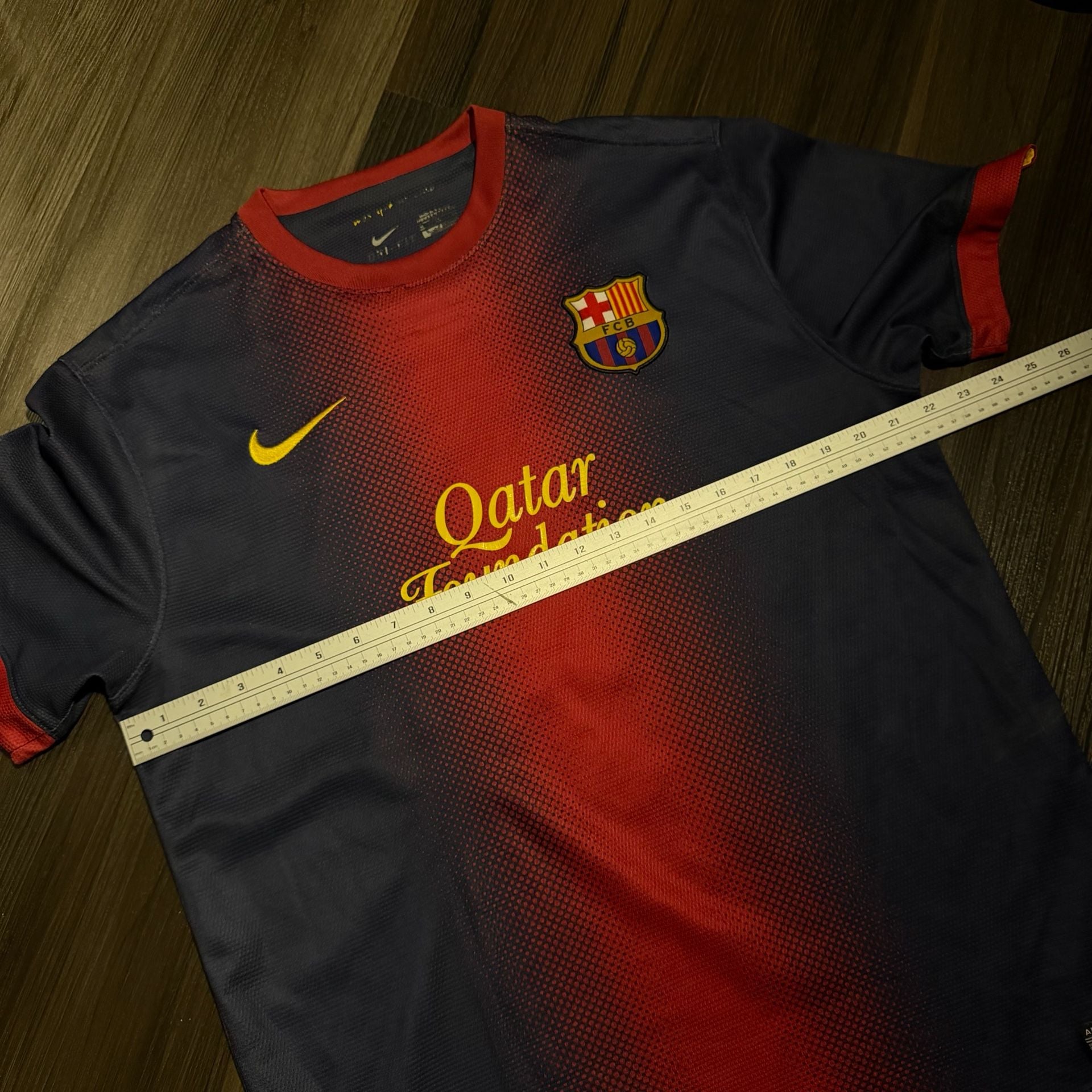 Nike FC Barcelona 2012-13 Home Soccer Jersey Size XL Qatar Foundation 9