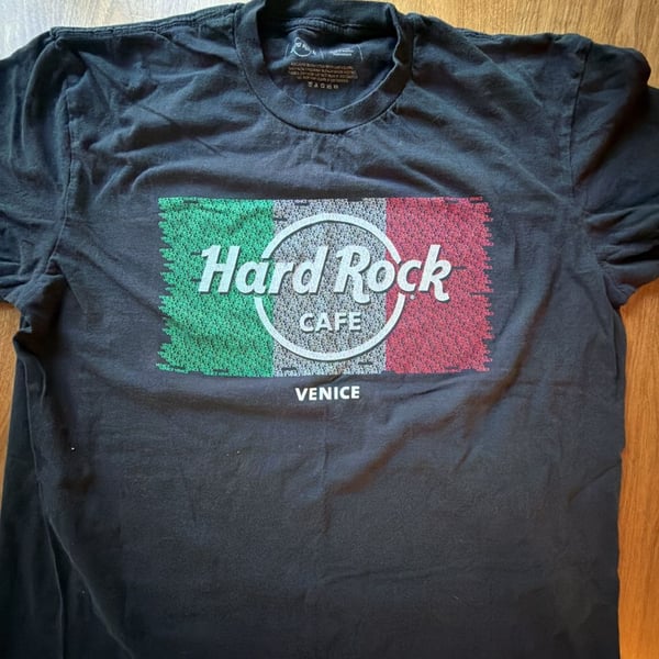 Hard Rock Cafe Venice T-Shirt Size XL Black Italian Flag Graphic