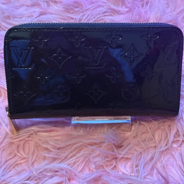 Unbranded fashion long wallet Monogram Zippy Patent Leather Black