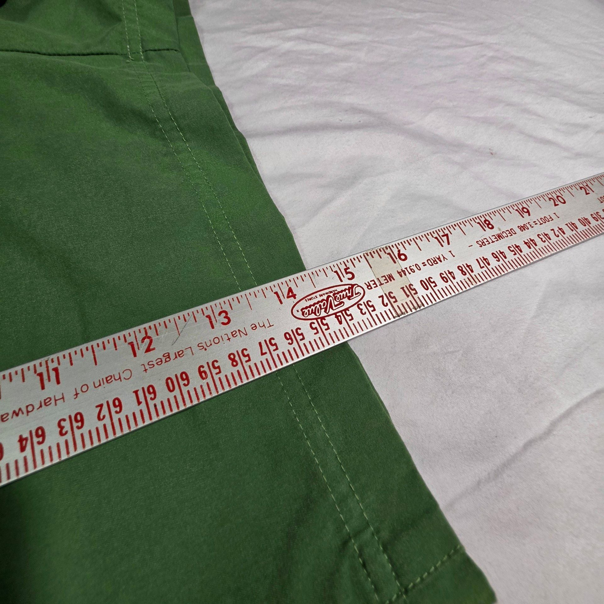 Nike Volley Shorts Size L Green Swim Athletic Casual 8