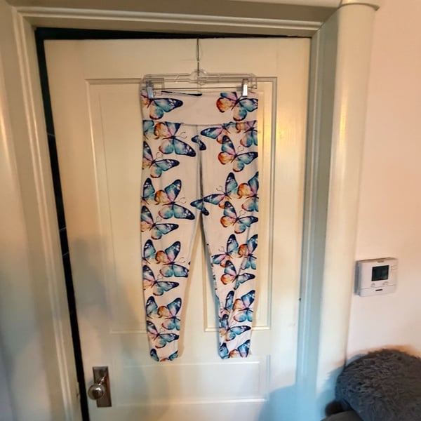 Leggings Size One Size White Butterfly Print Yoga Pants