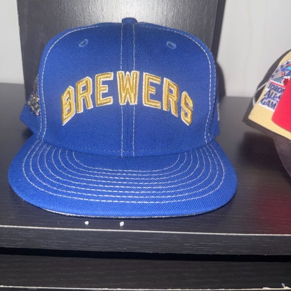 New Era Milwaukee Brewers County Stadium Patch 59FIFTY Fitted Hat Royal