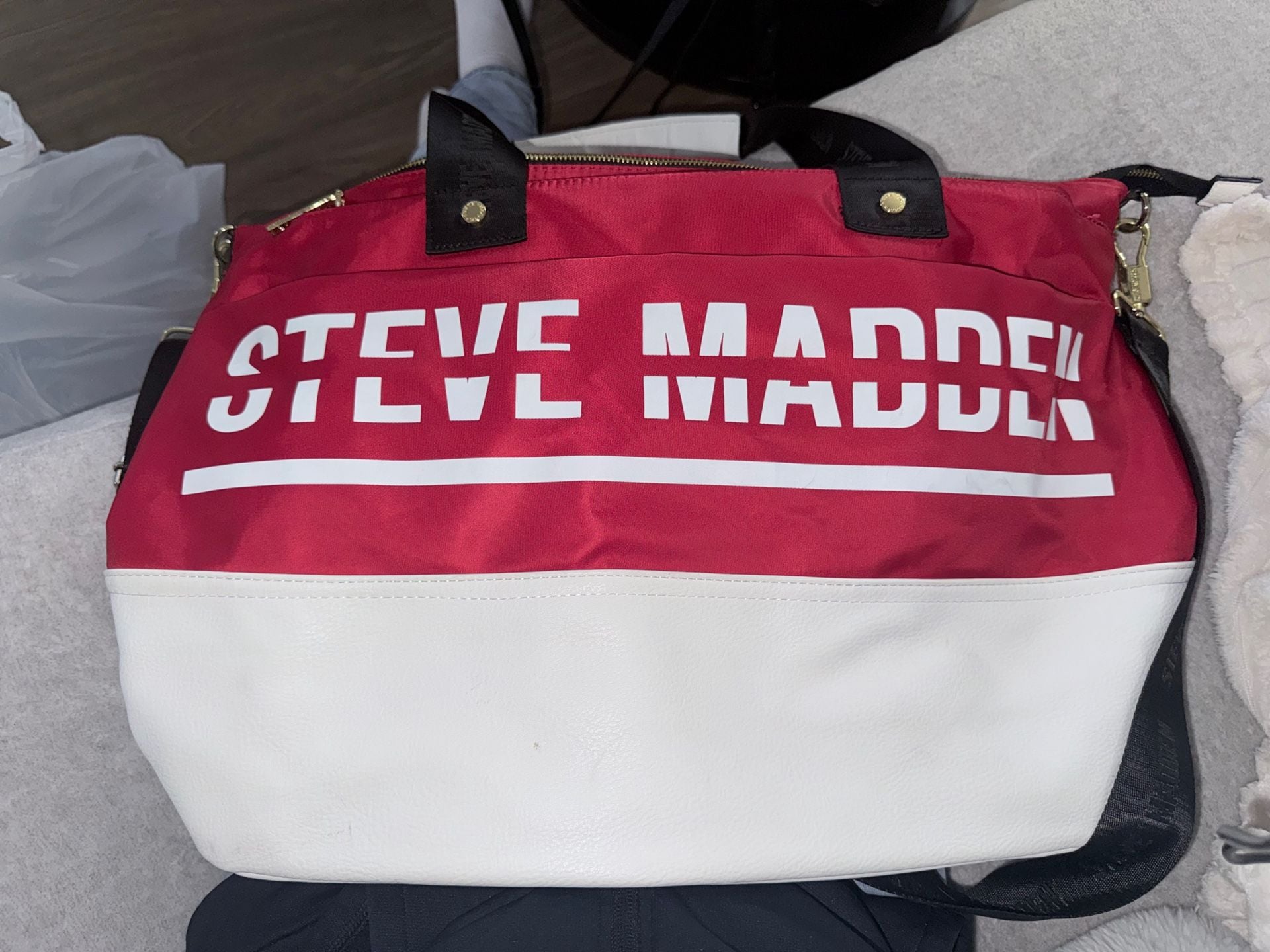 Steve Madden Weekender Overnight Duffle Bag Red White 2